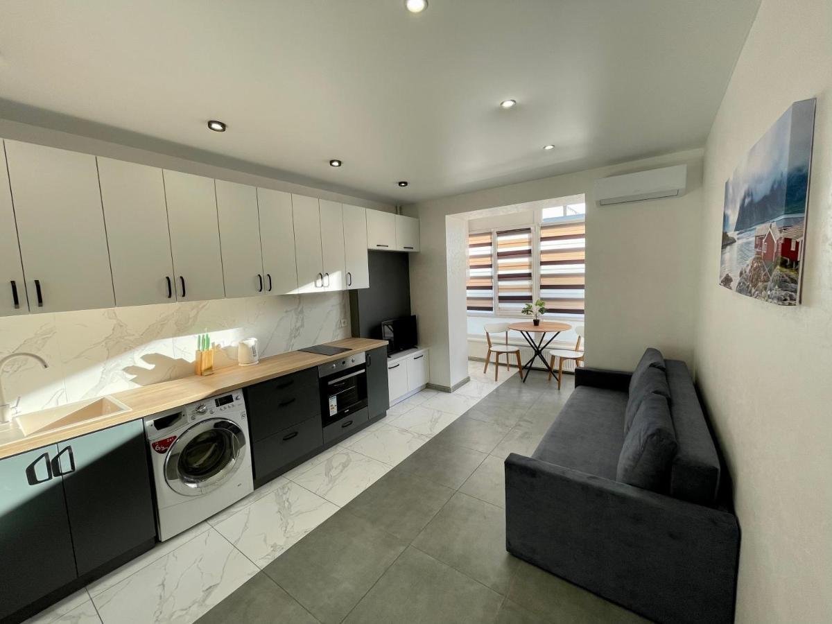 איוונו-פרנקיבסק Apartment Premium In Center מראה חיצוני תמונה