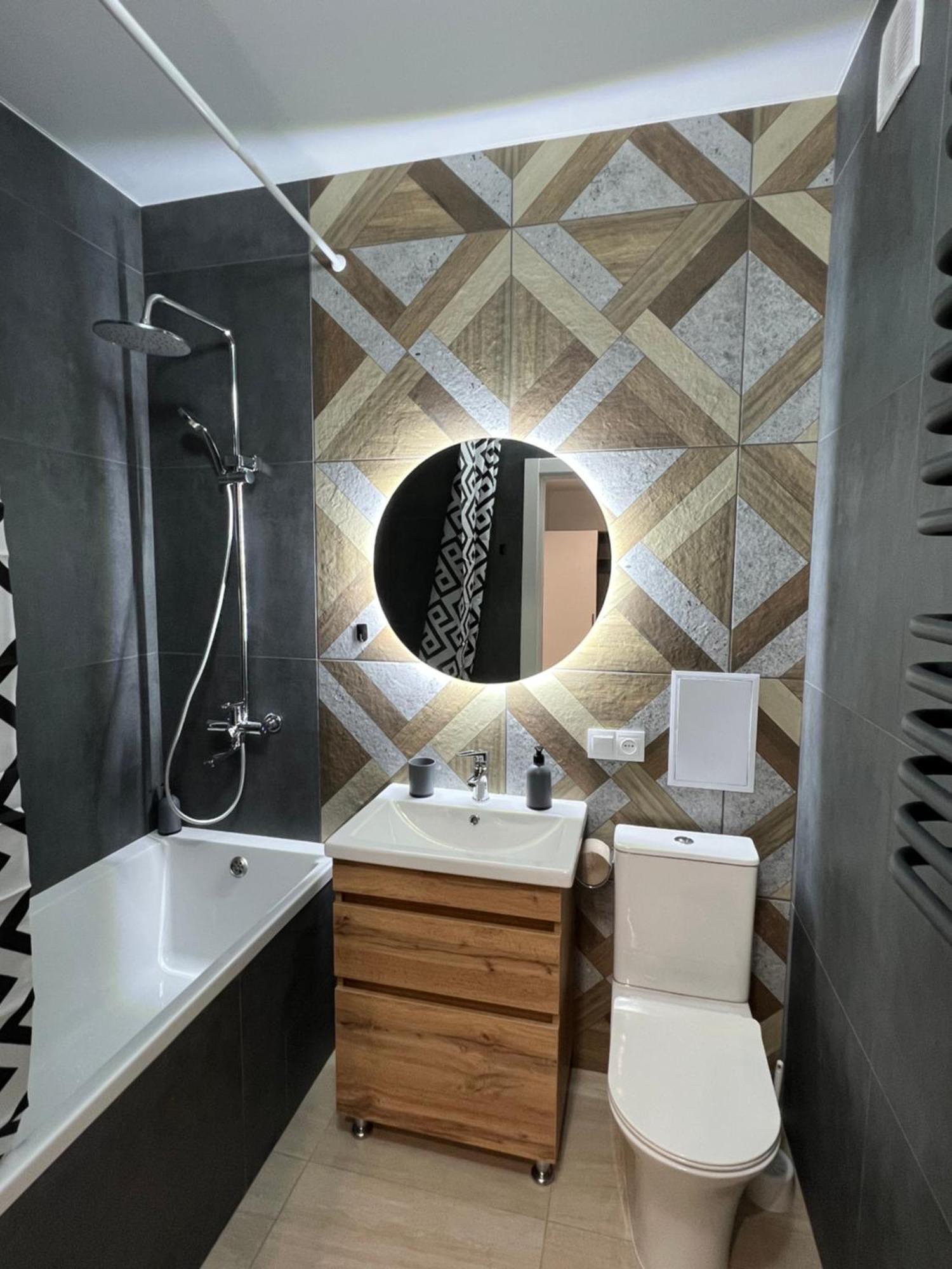 איוונו-פרנקיבסק Apartment Premium In Center מראה חיצוני תמונה